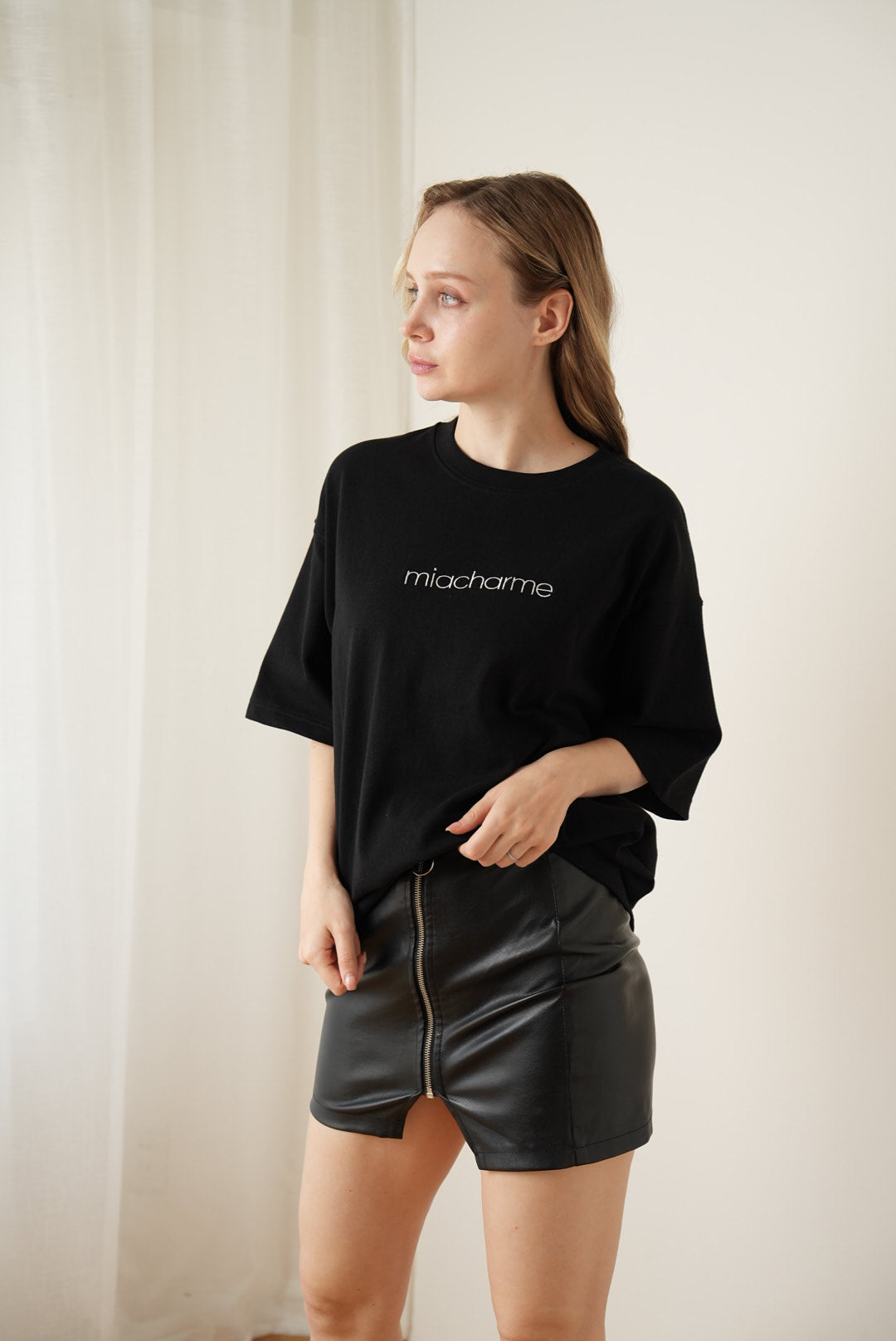 miacharmeロゴTシャツ