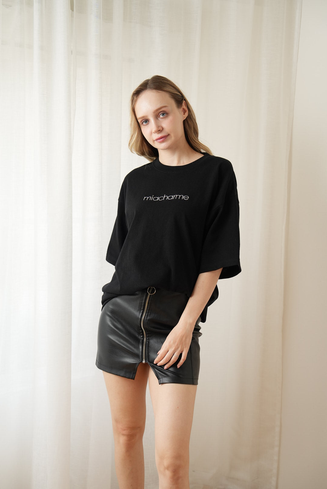 miacharmeロゴTシャツ