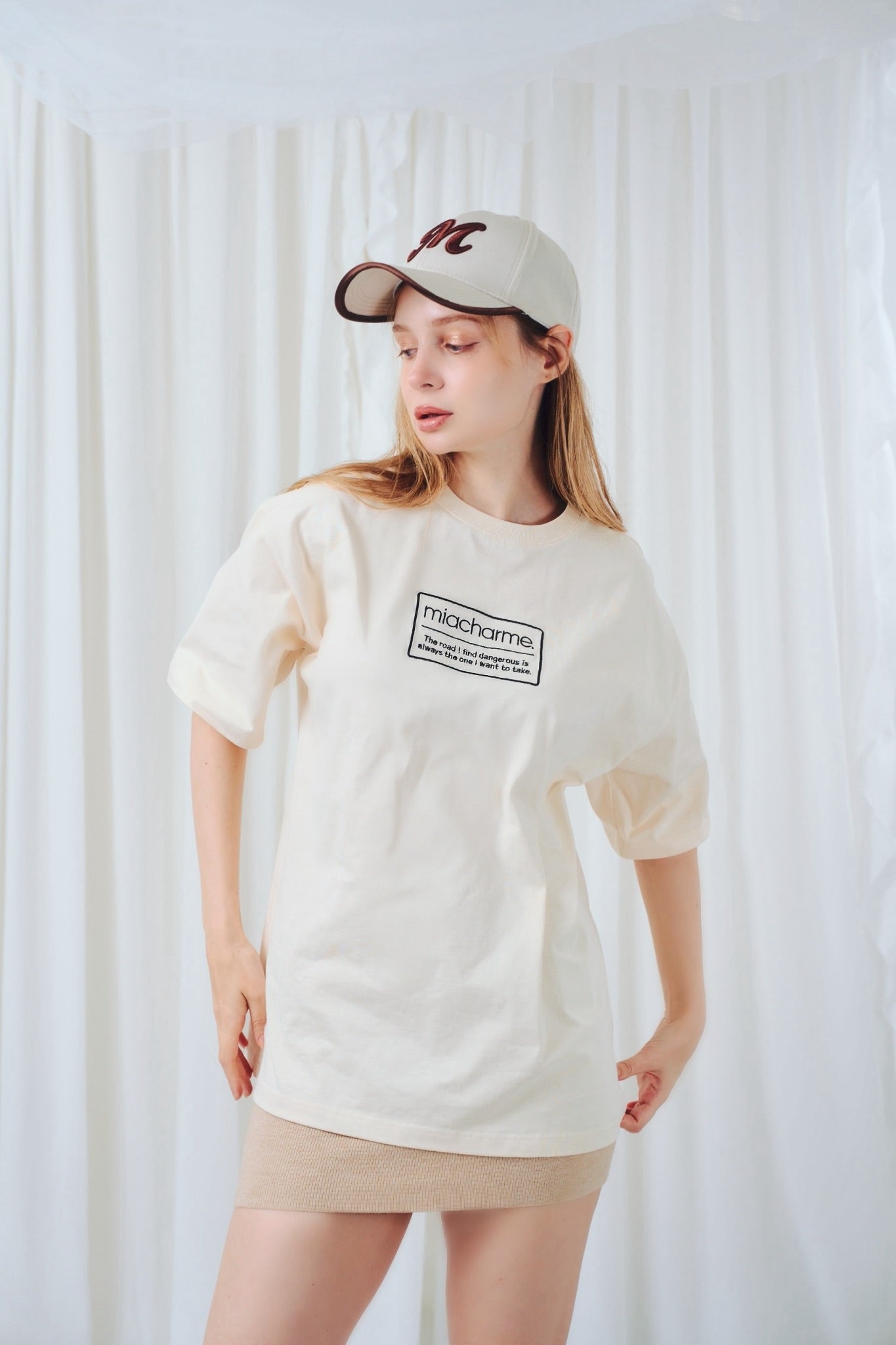 ロゴTシャツ – miacharme