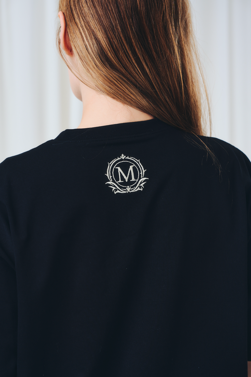 ロゴTシャツ