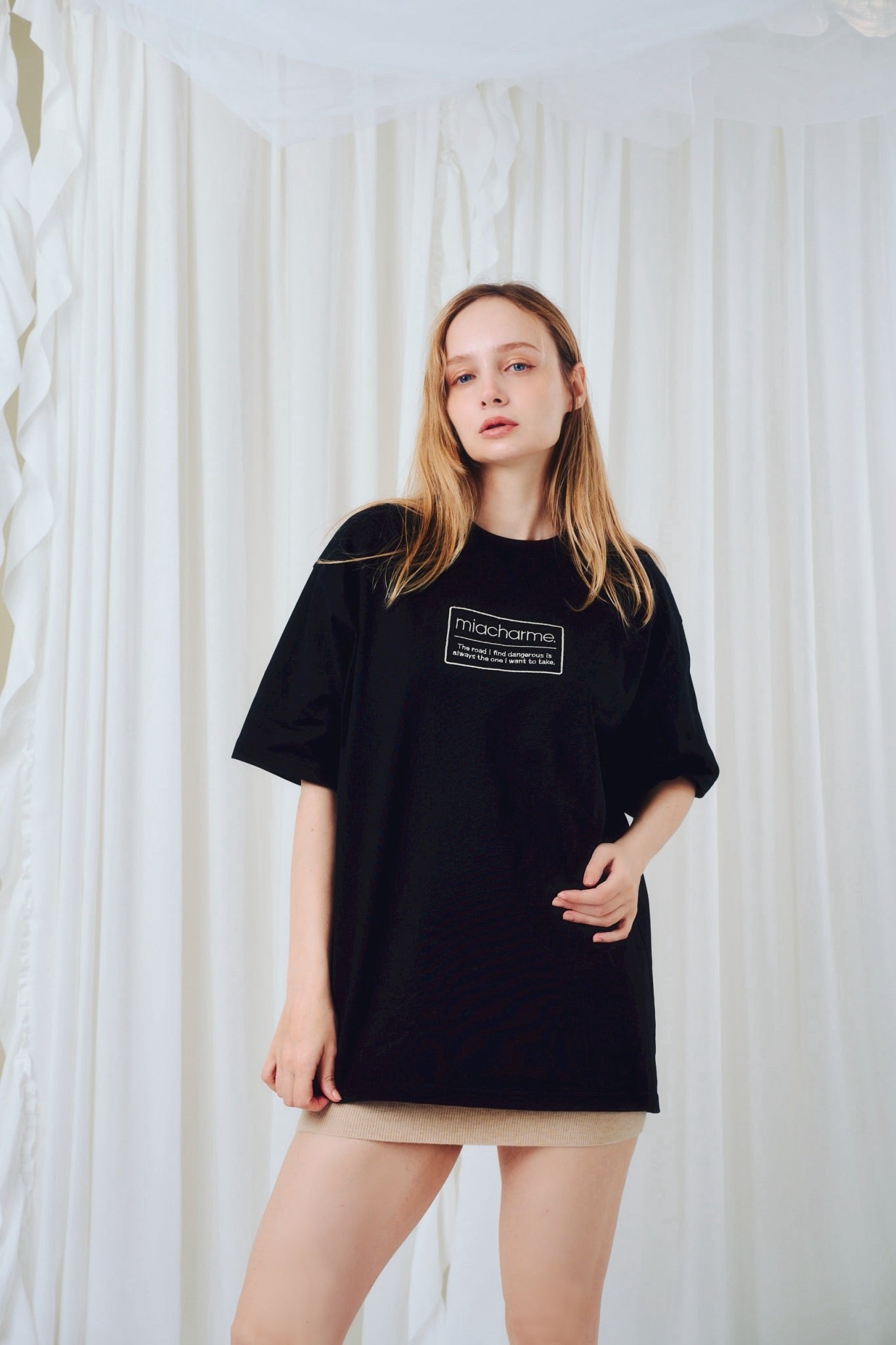 ロゴTシャツ – miacharme